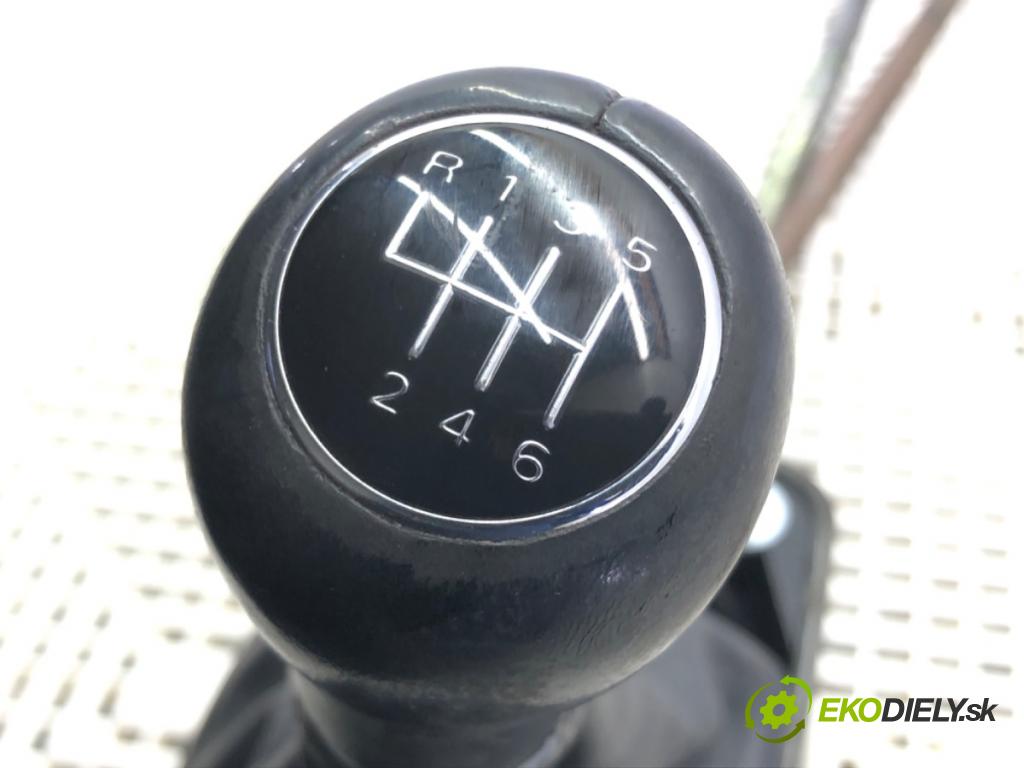 AUDI A4 B7 Avant (8ED) 2004 - 2008    2.0 TDI 103 kW [140 KM] olej napędowy 2004 - 2008  Kulisa  (Rýchlostné páky / kulisy)