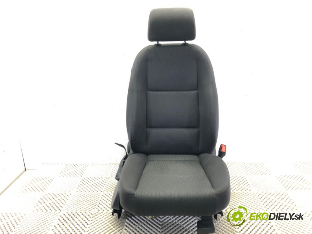 AUDI A4 B7 Avant (8ED) 2004 - 2008    2.0 TDI 103 kW [140 KM] olej napędowy 2004 - 2008  Sedadlo pravy predný 