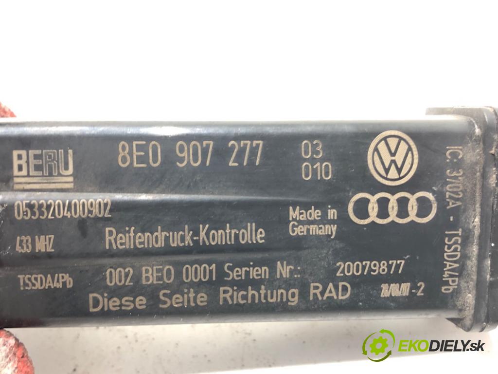 AUDI A4 B7 Avant (8ED) 2004 - 2008    2.0 TDI 103 kW [140 KM] olej napędowy 2004 - 2008  snímač tlaku OPON 8E0907277 (Snímače tlaku v pneumatikách)