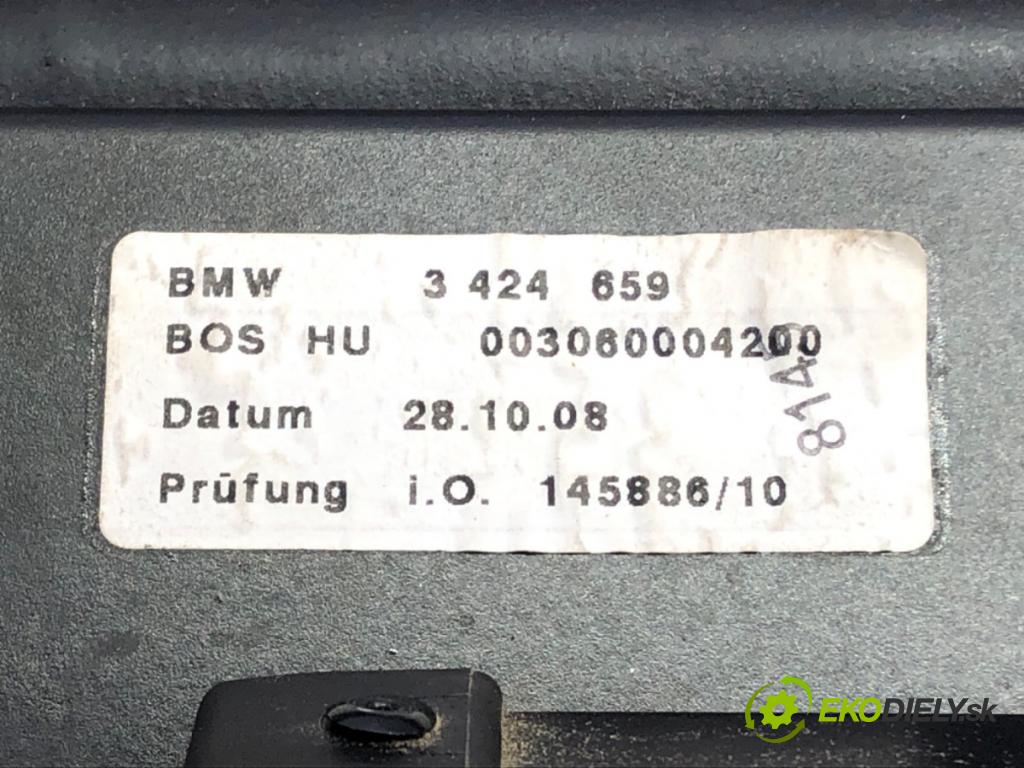 BMW X3 (E83) 2003 - 2011    2.0 sd 130 kW [177 KM] olej napędowy 2007 - 2008  Roleta kufra 3424659