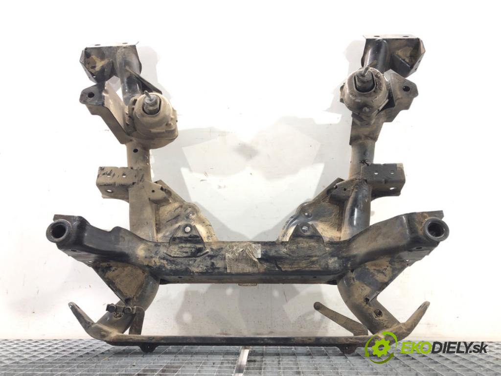 BMW X3 (E83) 2003 - 2011    2.0 sd 130 kW [177 KM] olej napędowy 2007 - 2008  výztuha pod motor  (Výztuhy přední)