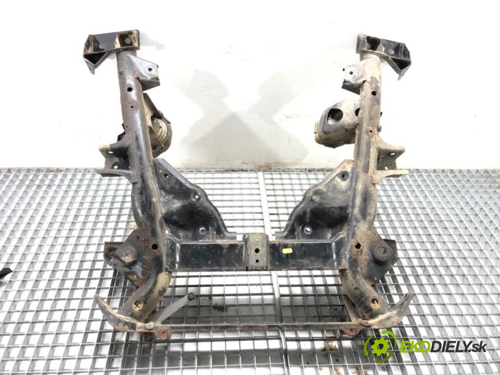 BMW X3 (E83) 2003 - 2011    2.0 sd 130 kW [177 KM] olej napędowy 2007 - 2008  výztuha pod motor  (Výztuhy přední)