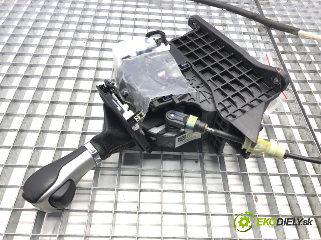 JEEP COMPASS (MP, M6) 2016 - 2022    2.4 MultiAir 4x4 129 kW [175 KM] benzyna 2017 - 2022  Kulisa 00532402090 (Rýchlostné páky / kulisy)