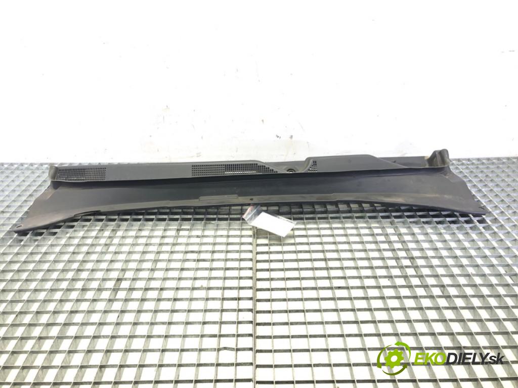 JEEP COMPASS (MP, M6) 2016 - 2022    2.4 MultiAir 4x4 129 kW [175 KM] benzyna 2017 - 2022  Torpédo, plast pod čelné okno  (Torpéda)