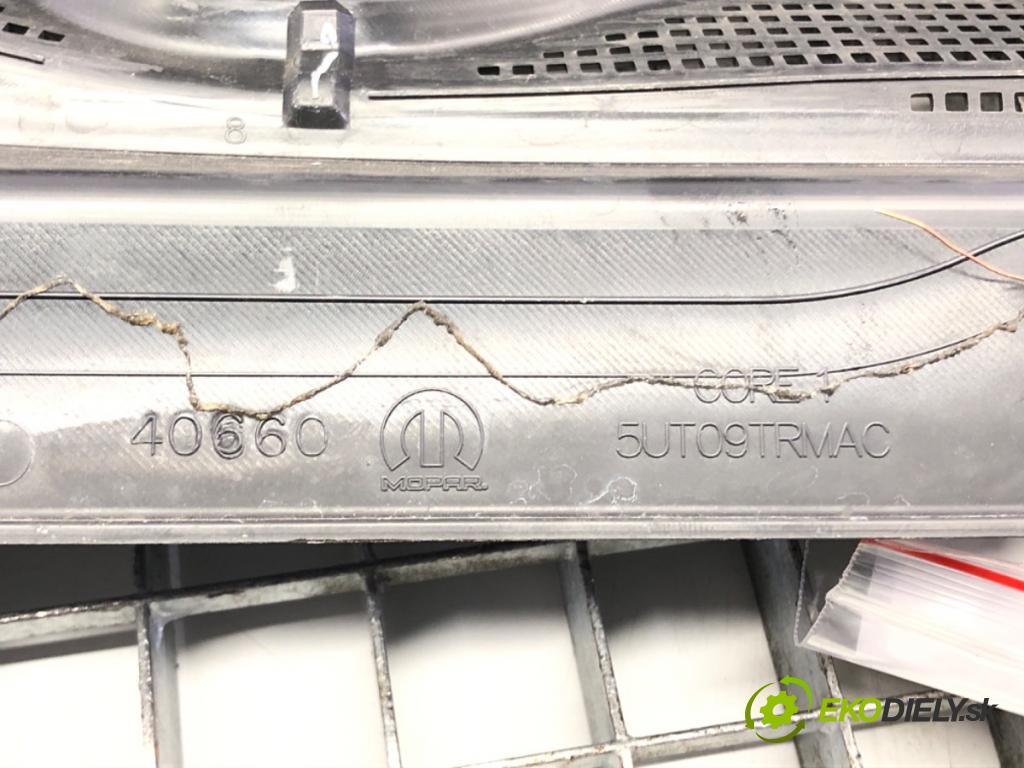 JEEP COMPASS (MP, M6) 2016 - 2022    2.4 MultiAir 4x4 129 kW [175 KM] benzyna 2017 - 2022  Torpédo, plast pod čelné okno  (Torpéda)