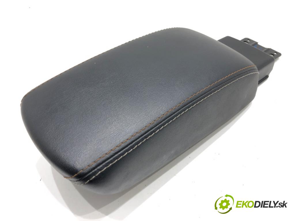 JEEP COMPASS (MP, M6) 2016 - 2022    2.4 MultiAir 4x4 129 kW [175 KM] benzyna 2017 - 2022  Lakťová opierka  (Lakťové opierky)