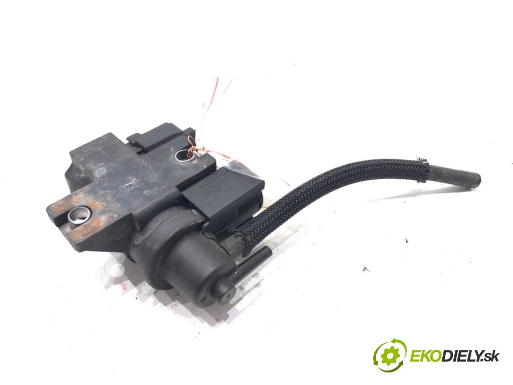 TOYOTA COROLLA Verso (ZER_, ZZE12_, R1_) 2004 - 2009    2.2 D-4D (AUR10_) 100 kW [136 KM] olej napędowy 2005 - 2009  Ventil tlaku 25819-0R011 (Ventily)