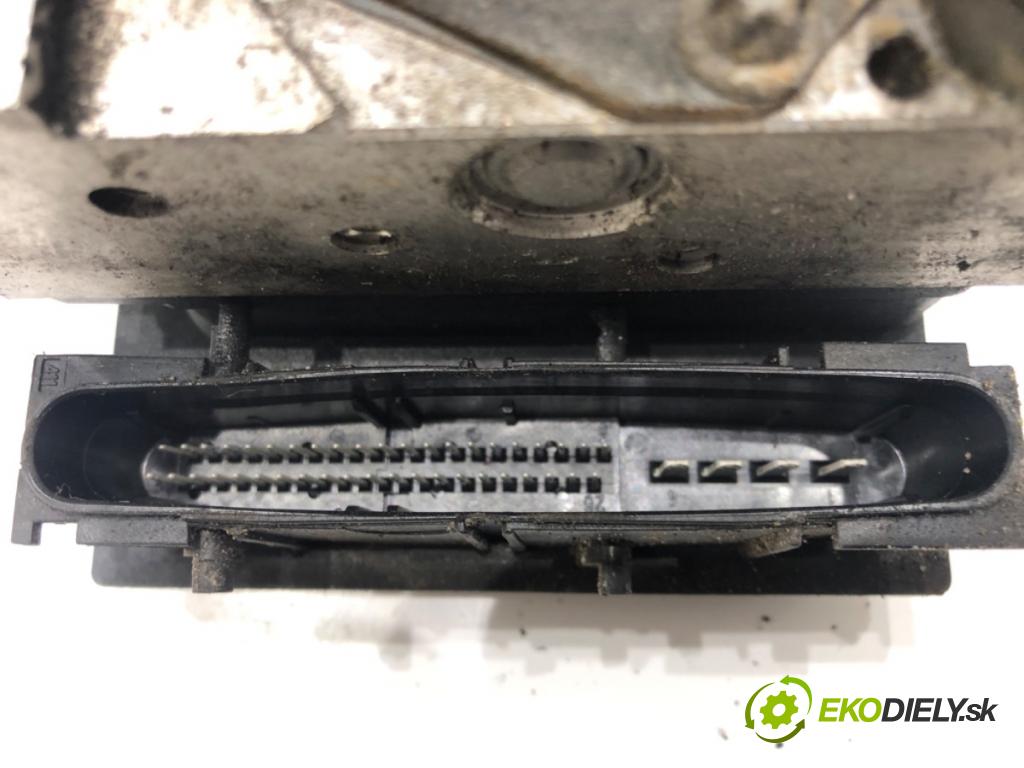 TOYOTA COROLLA Verso (ZER_, ZZE12_, R1_) 2004 - 2009    2.2 D-4D (AUR10_) 100 kW [136 KM] olej napędowy 2005 - 2009  Pumpa ABS 0265950412 (Pumpy ABS)