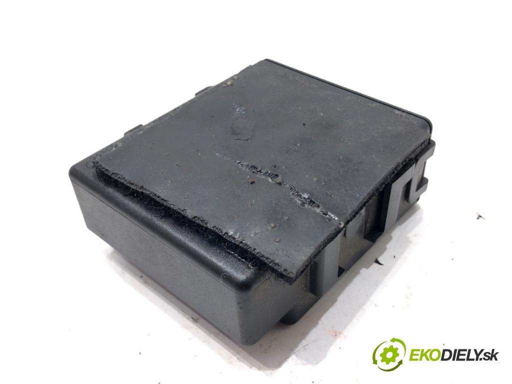 TOYOTA COROLLA Verso (ZER_, ZZE12_, R1_) 2004 - 2009    2.2 D-4D (AUR10_) 100 kW [136 KM] olej napędowy 2005 - 2009  Modul PDC 4M0156T3A (Ostatné)