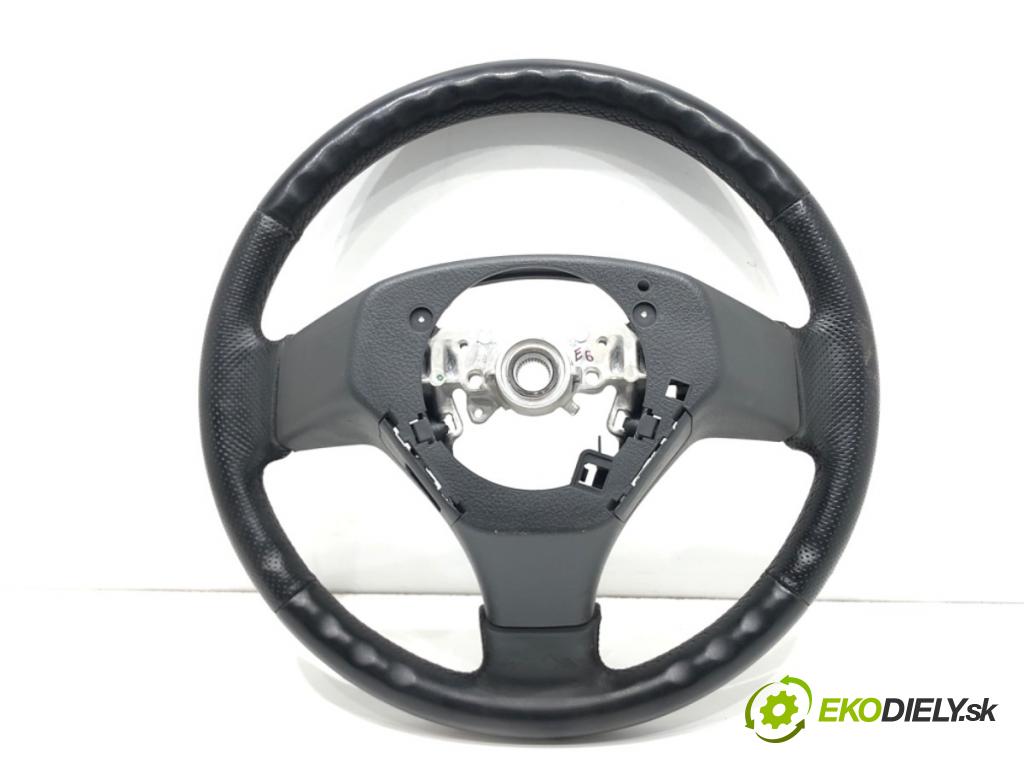 TOYOTA COROLLA Verso (ZER_, ZZE12_, R1_) 2004 - 2009    2.2 D-4D (AUR10_) 100 kW [136 KM] olej napędowy 2005 - 2009  Volant  (Volanty)