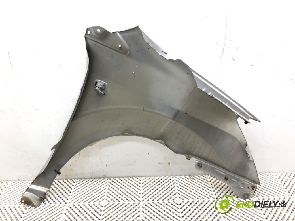 TOYOTA COROLLA Verso (ZER_, ZZE12_, R1_) 2004 - 2009    2.2 D-4D (AUR10_) 100 kW [136 KM] olej napędowy 2005 - 2009  blatník levý přední část