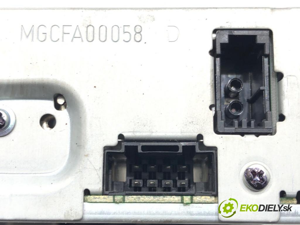 AUDI A4 B8 Avant (8K5) 2007 - 2015    2.0 TDI 105 kW [143 KM] olej napędowy 2008 - 2015  Menič CD 8T1035110C (CD meniče)