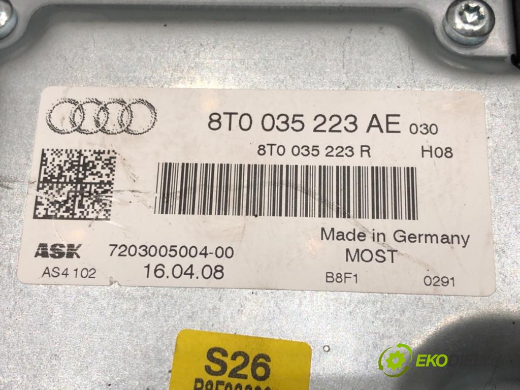 AUDI A4 B8 Avant (8K5) 2007 - 2015    2.0 TDI 105 kW [143 KM] olej napędowy 2008 - 2015  Zosilňovač 8T0035223AE (Zosilňovače)