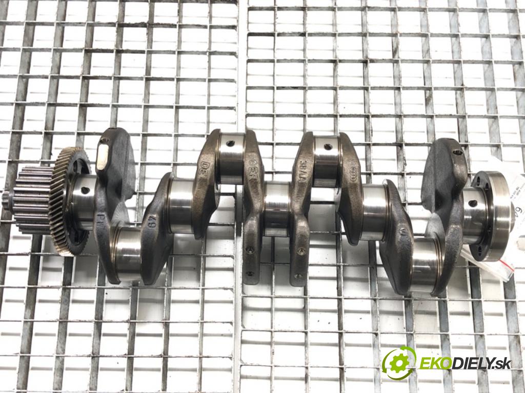 AUDI A4 B8 Avant (8K5) 2007 - 2015    2.0 TDI 105 kW [143 KM] olej napędowy 2008 - 2015  Kardaň, hriadeľ KLIKA: 38AA (Ostatné)