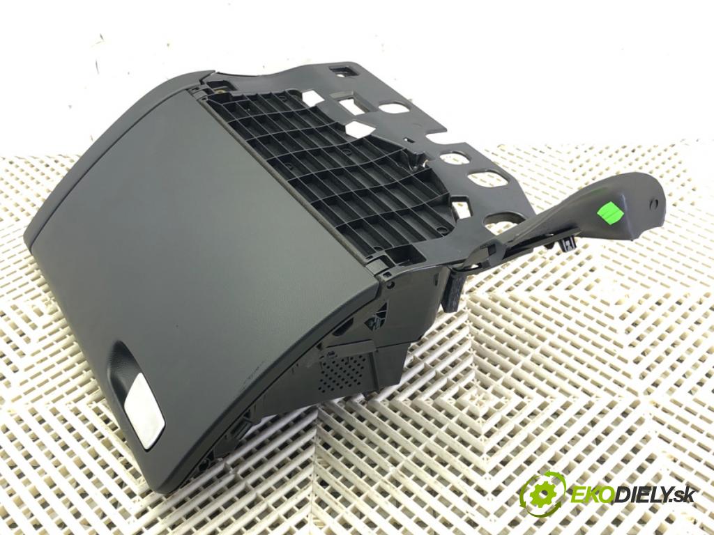 AUDI A4 B8 Avant (8K5) 2007 - 2015    2.0 TDI 105 kW [143 KM] olej napędowy 2008 - 2015  Priehradka, kastlík spolujazdca 8K1857035 (Priehradky, kastlíky)