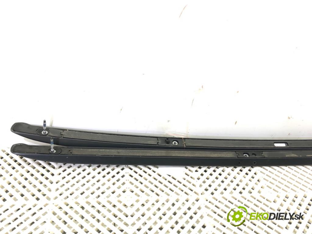 AUDI A4 B8 Avant (8K5) 2007 - 2015    2.0 TDI 105 kW [143 KM] olej napędowy 2008 - 2015  zábradlí: STŘECHA 8K9860021 8K9860022