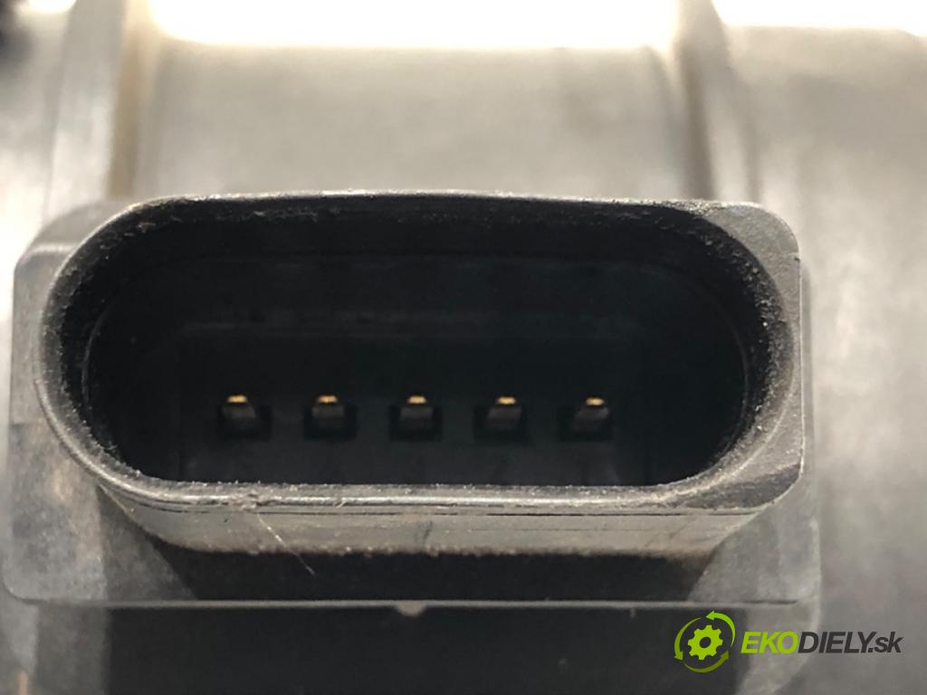 AUDI A4 B8 Avant (8K5) 2007 - 2015    2.0 TDI 105 kW [143 KM] olej napędowy 2008 - 2015  Váha vzduchu 03G906461C (Váhy vzduchu)