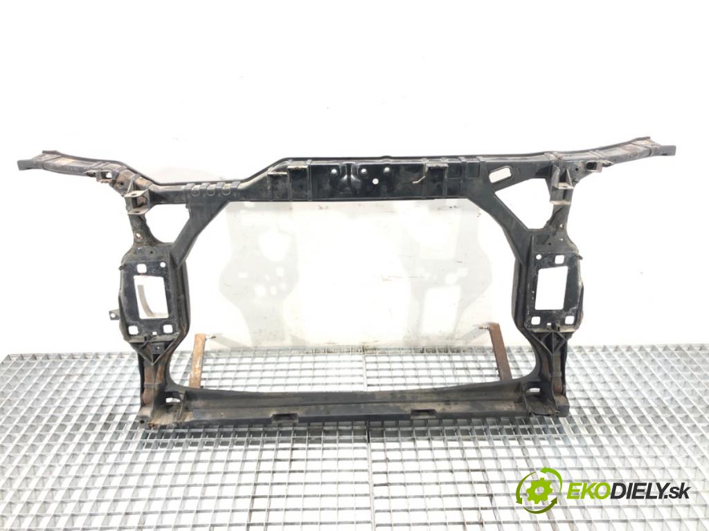 AUDI A4 B8 Avant (8K5) 2007 - 2015    2.0 TDI 105 kW [143 KM] olej napędowy 2008 - 2015  držák přední část  (Výztuhy přední)