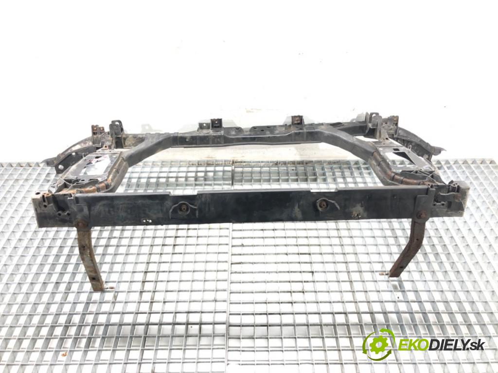 AUDI A4 B8 Avant (8K5) 2007 - 2015    2.0 TDI 105 kW [143 KM] olej napędowy 2008 - 2015  držák přední část  (Výztuhy přední)