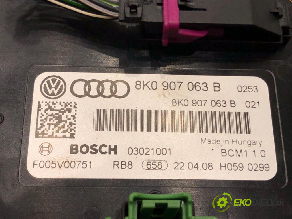 AUDI A4 B8 Avant (8K5) 2007 - 2015    2.0 TDI 105 kW [143 KM] olej napędowy 2008 - 2015  Modul komfortu 8K0907063B (Moduly komfortu)