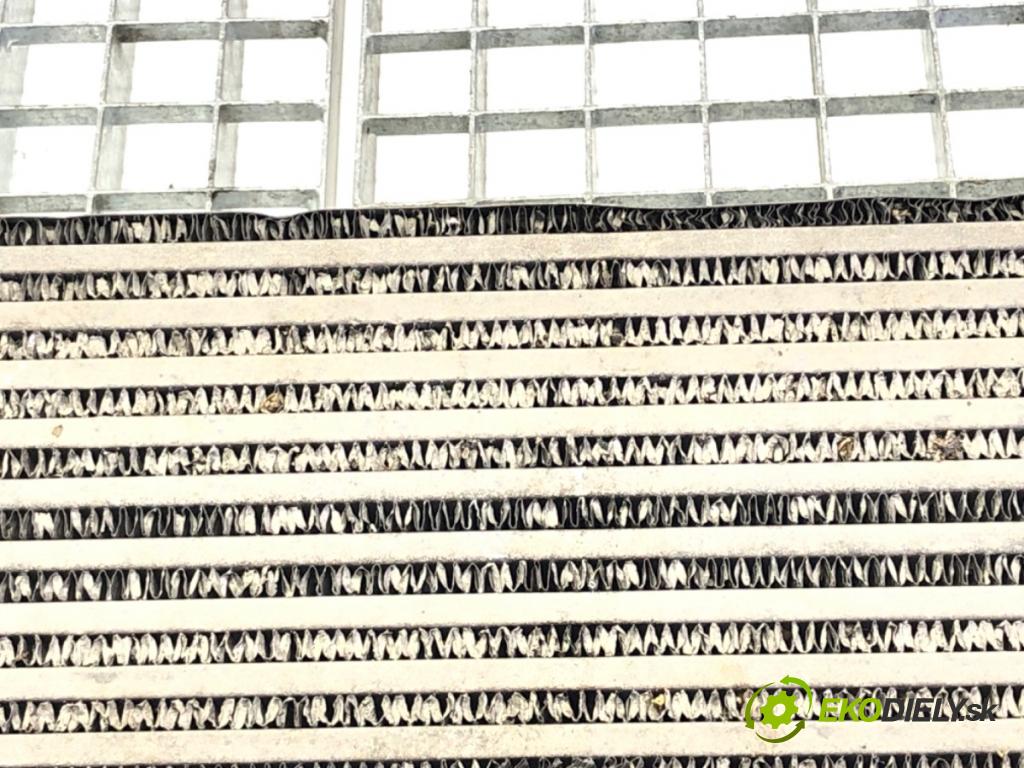 AUDI A4 B8 Avant (8K5) 2007 - 2015    2.0 TDI 105 kW [143 KM] olej napędowy 2008 - 2015  intercooler  (Chladiče nasávaného vzduchu (intercoolery))