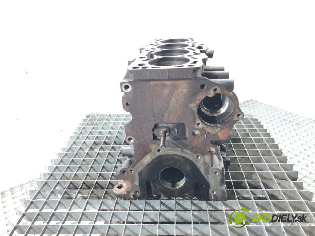 AUDI A4 B8 Avant (8K5) 2007 - 2015    2.0 TDI 105 kW [143 KM] olej napędowy 2008 - 2015  blok Motor 03L021A (Blok motora)