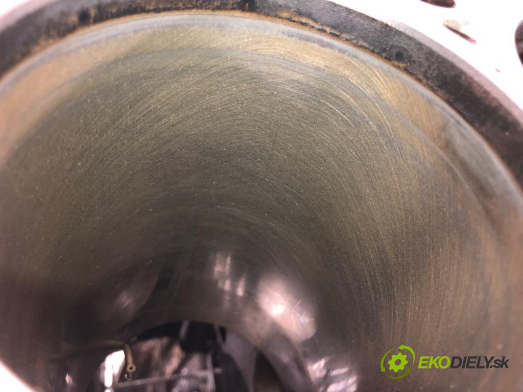 AUDI A4 B8 Avant (8K5) 2007 - 2015    2.0 TDI 105 kW [143 KM] olej napędowy 2008 - 2015  blok Motor 03L021A (Blok motora)