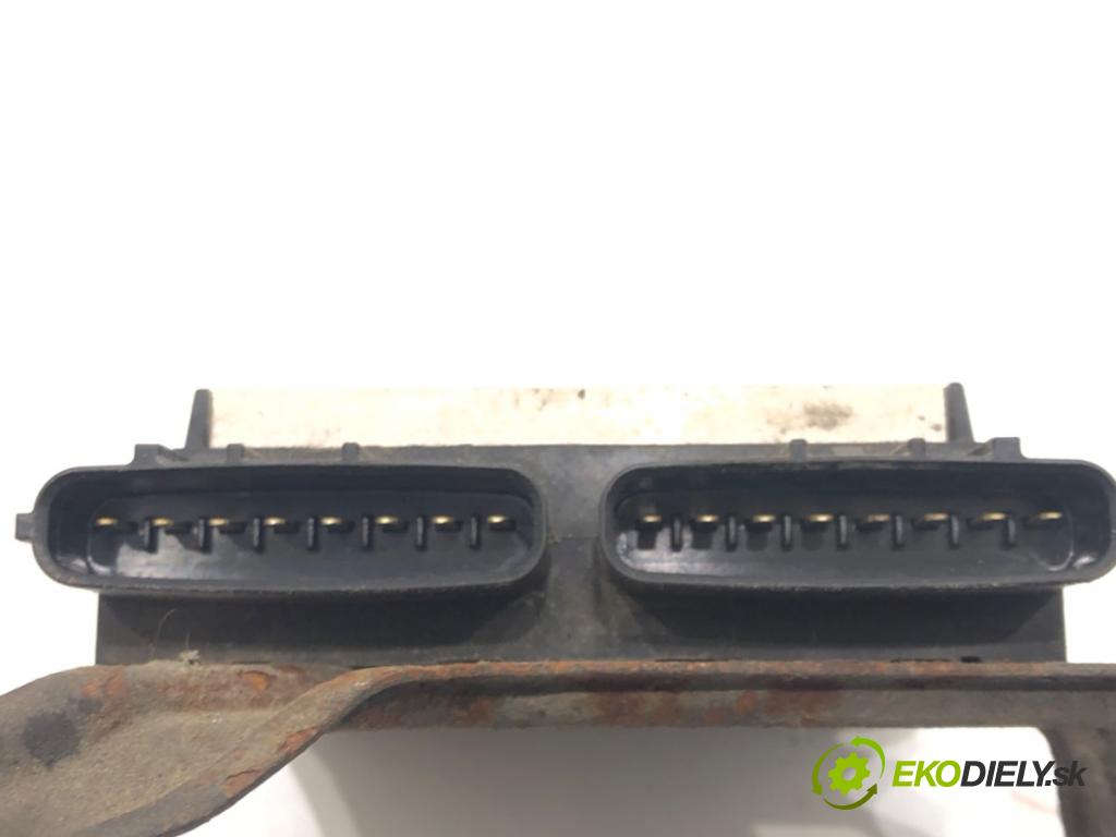 TOYOTA COROLLA Verso (ZER_, ZZE12_, R1_) 2004 - 2009    2.2 D-4D (AUR10_) 100 kW [136 KM] olej napędowy 2005 - 2009  modul VSTŘIKOVAČE: 89871-71010