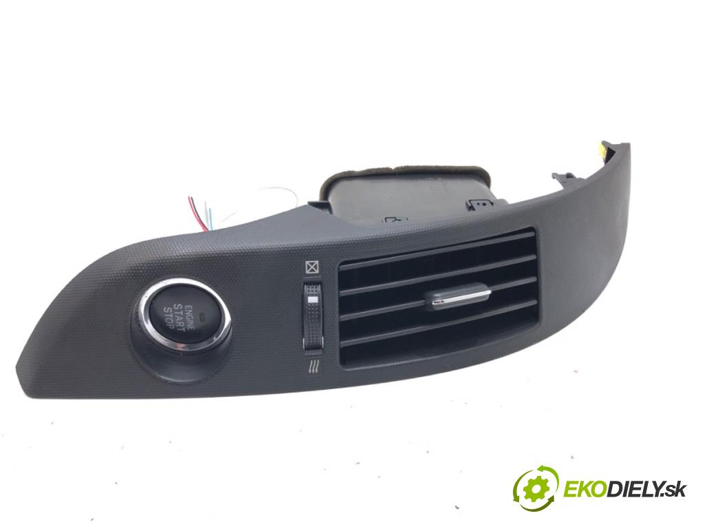 TOYOTA COROLLA Verso (ZER_, ZZE12_, R1_) 2004 - 2009    2.2 D-4D (AUR10_) 100 kW [136 KM] olej napędowy 2005 - 2009  Mriežky kúrenia ľavá strana 55680-64020 (Mriežky kúrenia (fukáre))