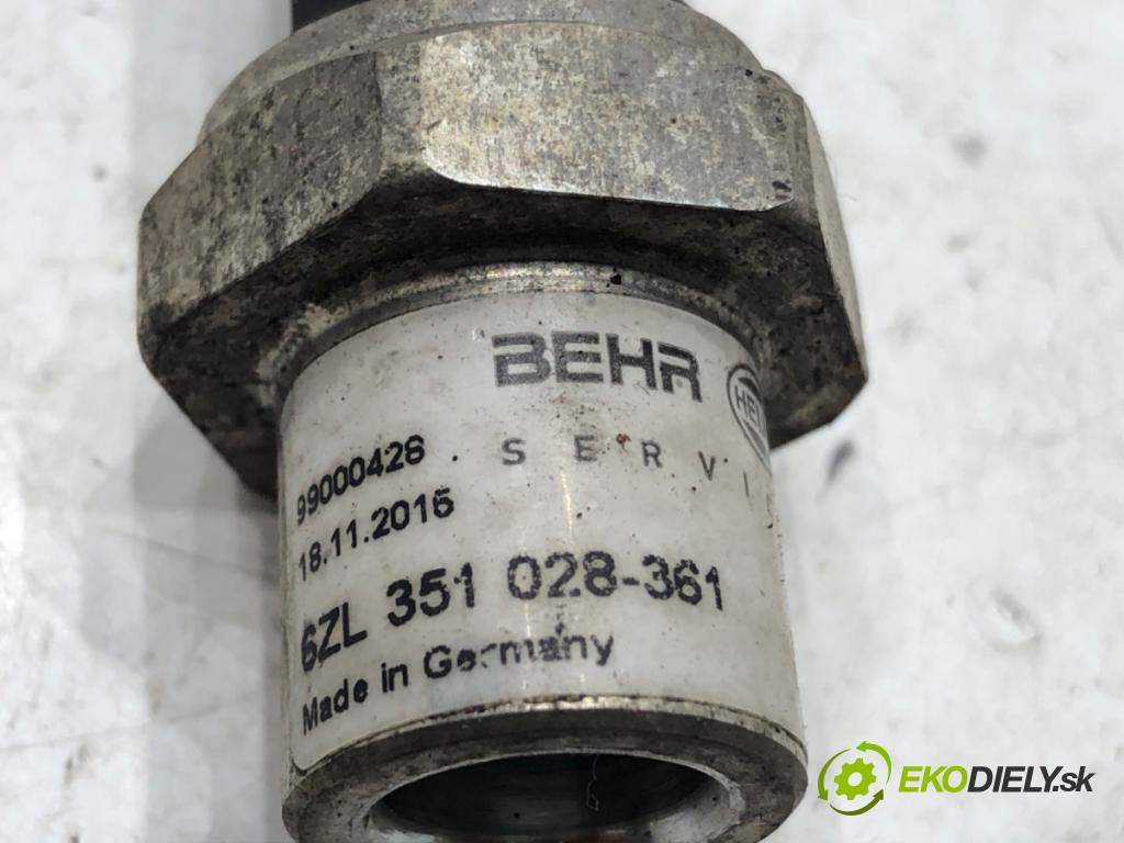 AUDI A4 B8 Avant (8K5) 2007 - 2015    2.0 TDI 105 kW [143 KM] olej napędowy 2008 - 2015  Snímač klimatizácie 6ZL351028 (Snímače klimatizácie)