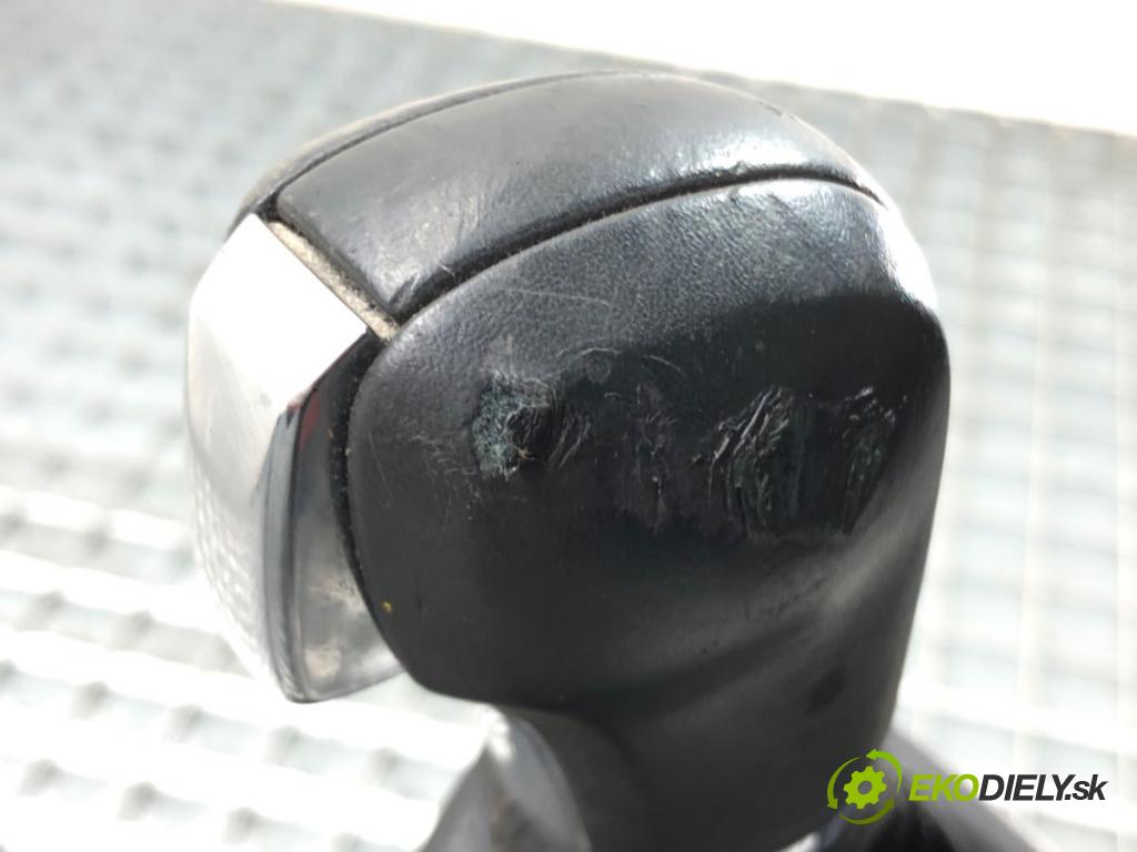 SEAT ATECA (KH7, KHP) 2016 - 2022    1.4 TSI 110 kW [150 KM] benzyna 2016 - 2022  Kulisa 5Q1713023BG (Rýchlostné páky / kulisy)