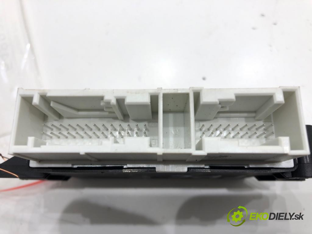 SEAT ATECA (KH7, KHP) 2016 - 2022    1.4 TSI 110 kW [150 KM] benzyna 2016 - 2022  Modul PDC 5QA919298C (Ostatné)