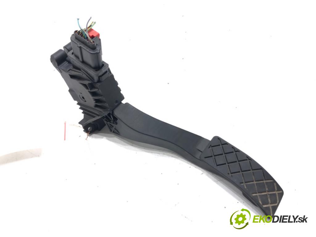 SEAT ATECA (KH7, KHP) 2016 - 2022    1.4 TSI 110 kW [150 KM] benzyna 2016 - 2022  Potenciometer plynu 5Q1723503J (Pedále)