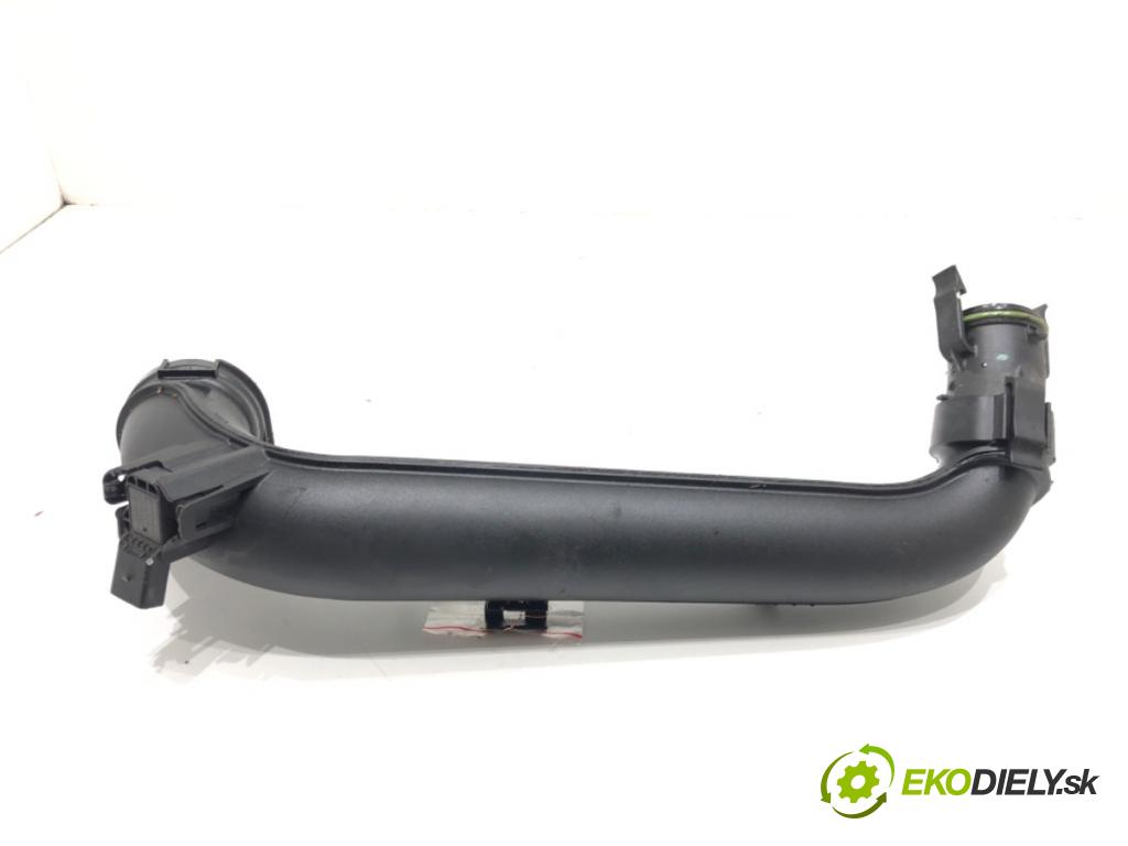 SEAT ATECA (KH7, KHP) 2016 - 2022    1.4 TSI 110 kW [150 KM] benzyna 2016 - 2022  rúrka turba 04E145673F (Hadice intercoolera)
