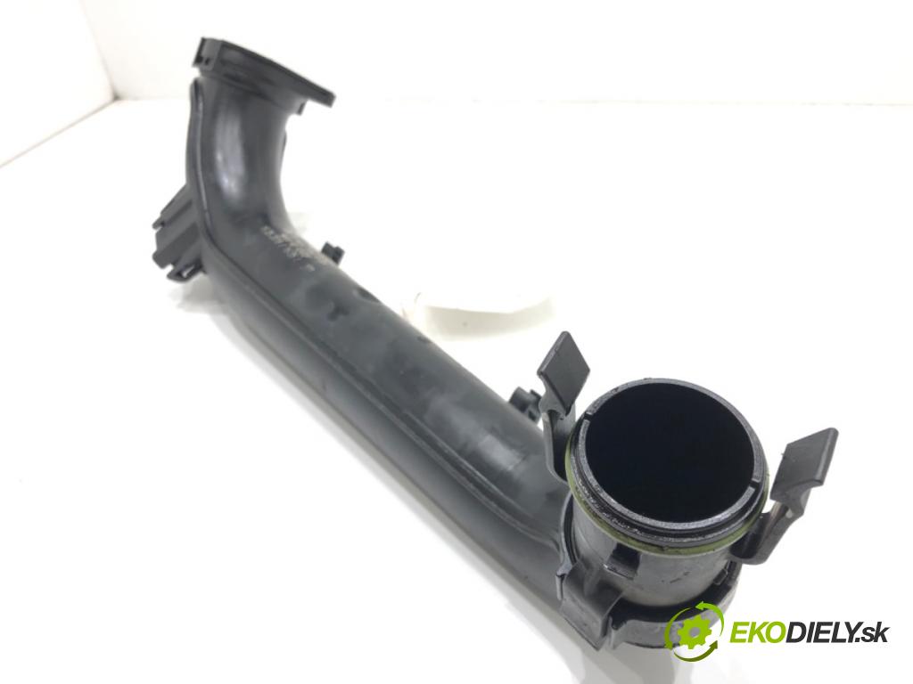 SEAT ATECA (KH7, KHP) 2016 - 2022    1.4 TSI 110 kW [150 KM] benzyna 2016 - 2022  rúrka turba 04E145673F (Hadice intercoolera)