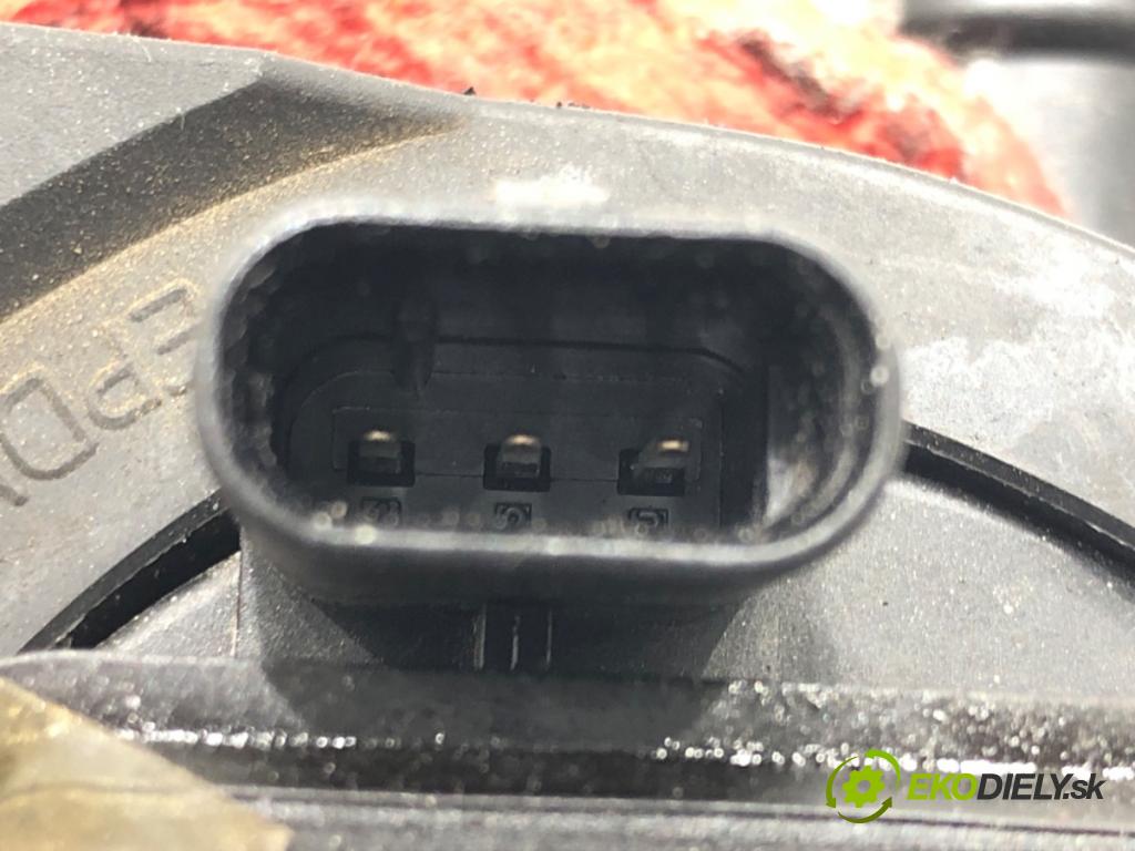 SEAT ATECA (KH7, KHP) 2016 - 2022    1.4 TSI 110 kW [150 KM] benzyna 2016 - 2022  DALŠÍ: pumpa vody 5G0965567A (Vodní pumpy)