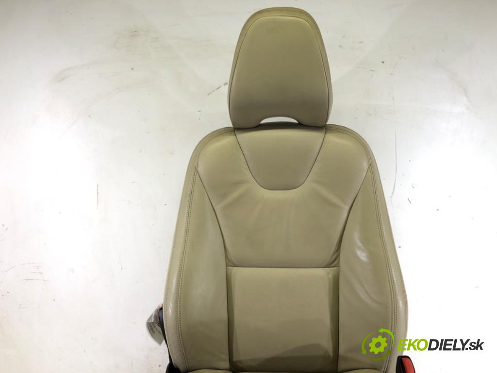 VOLVO XC60 I SUV (156) 2008 - 2017    2.4 D / D3 / D4 AWD 120 kW [163 KM] olej napędowy 2008 - 2017  Sedadlo pravy predný