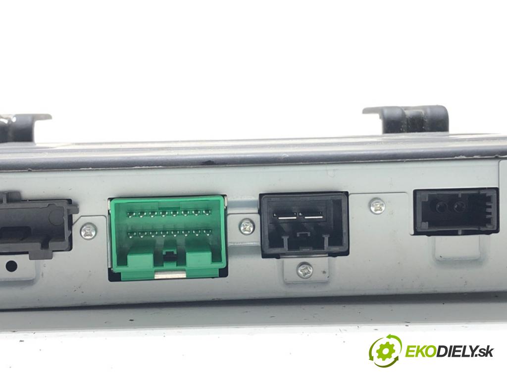 VOLVO XC60 I SUV (156) 2008 - 2017    2.4 D / D3 / D4 AWD 120 kW [163 KM] olej napędowy 2008 - 2017  RADIO Navigácia 31384100 (Audio zariadenia)