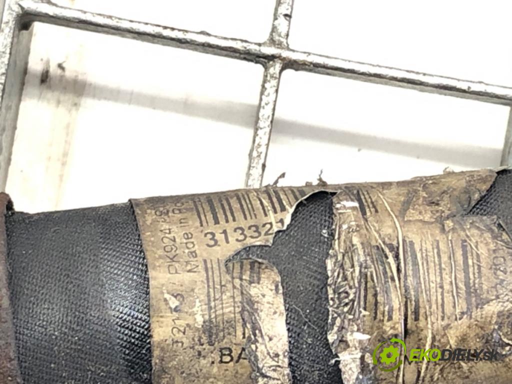 VOLVO XC60 I SUV (156) 2008 - 2017    2.4 D / D3 / D4 AWD 120 kW [163 KM] olej napędowy 2008 - 2017  rúrka klimatizácie  (Rúrky klimatizácie)