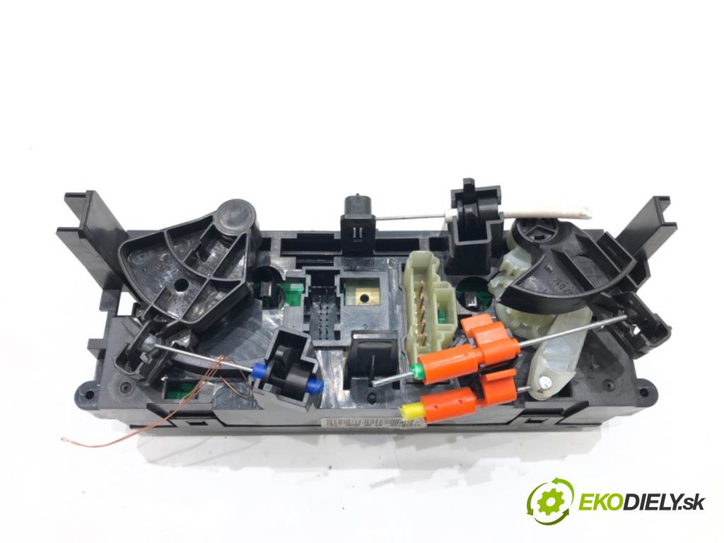 PEUGEOT 207 SW (WK_) 2007 - 2013    1.4 16V 70 kW [95 KM] benzyna 2007 - 2013  Panel ovládania kúrenia N102079B (Prepínače, spínače, tlačidlá a ovládače kúrenia)