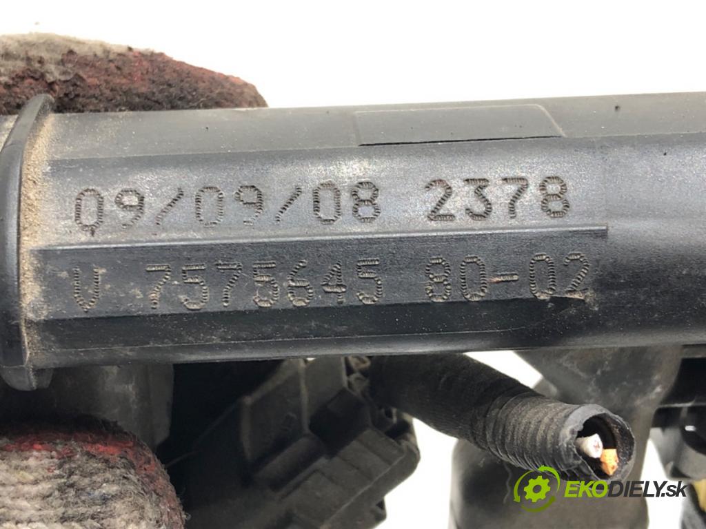 PEUGEOT 207 SW (WK_) 2007 - 2013    1.4 16V 70 kW [95 KM] benzyna 2007 - 2013  Lišta vstrekovacia V752817680-07 (Vstrekovacie lišty)