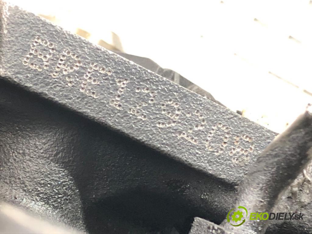 AUDI A4 B7 Avant (8ED) 2004 - 2008    2.0 TDI 103 kW [140 KM] olej napędowy 2004 - 2008  motor BRE (Motory (kompletní))