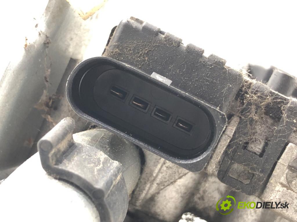 AUDI A4 B7 Avant (8ED) 2004 - 2008    2.0 TDI 103 kW [140 KM] olej napędowy 2004 - 2008  Mechanizmus stieračov predný 8E1955119 (Motorčeky stieračov predné)