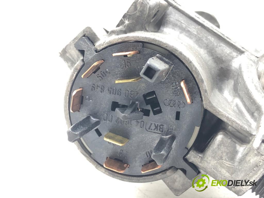 AUDI A4 B6 Avant (8E5) 2000 - 2005    1.9 TDI 96 kW [130 KM] olej napędowy 2001 - 2004  spinačka  (Spínacie skrinky a kľúče)