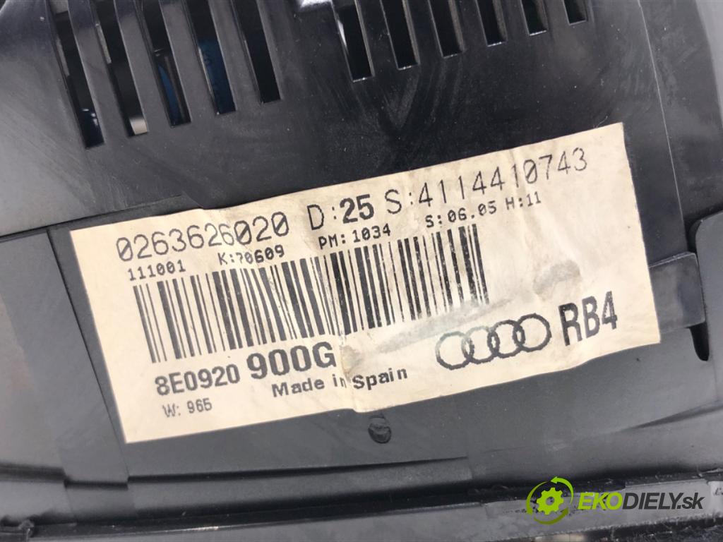 AUDI A4 B6 Avant (8E5) 2000 - 2005    1.9 TDI 96 kW [130 KM] olej napędowy 2001 - 2004  Prístrojovka 8E0920900G (Prístrojové dosky, displeje)
