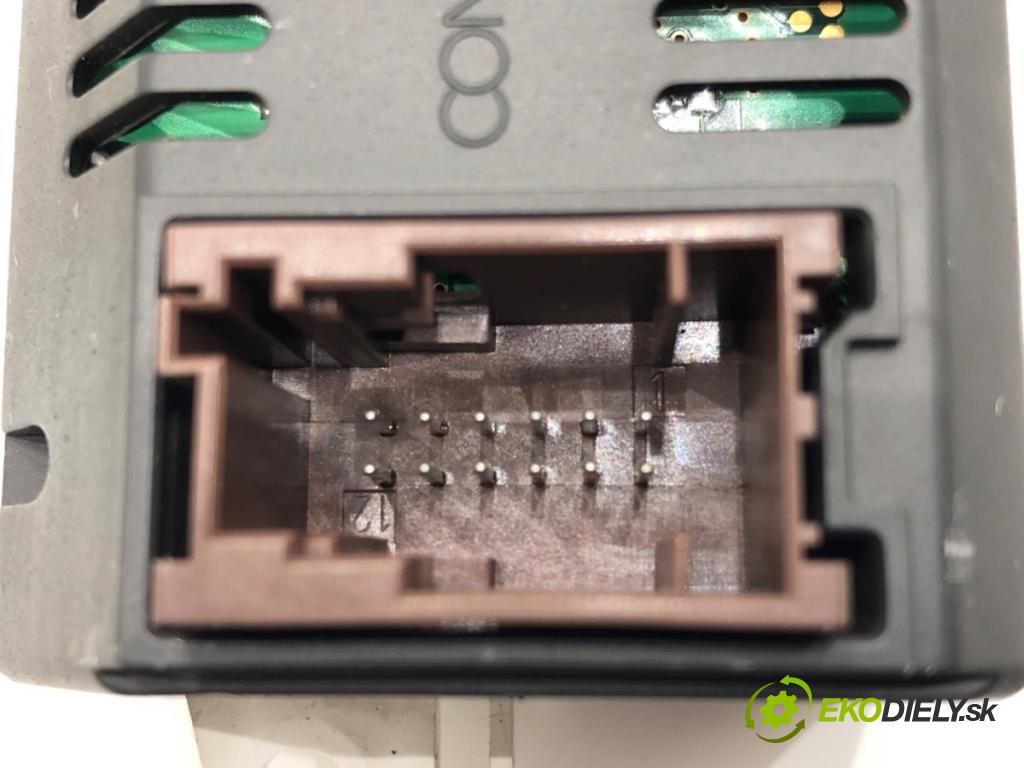 CITROEN C4 I (LC_) 2004 - 2014    1.4 16V 65 kW [88 KM] benzyna 2004 - 2011  Dislpej 9659062780 (Prístrojové dosky, displeje)