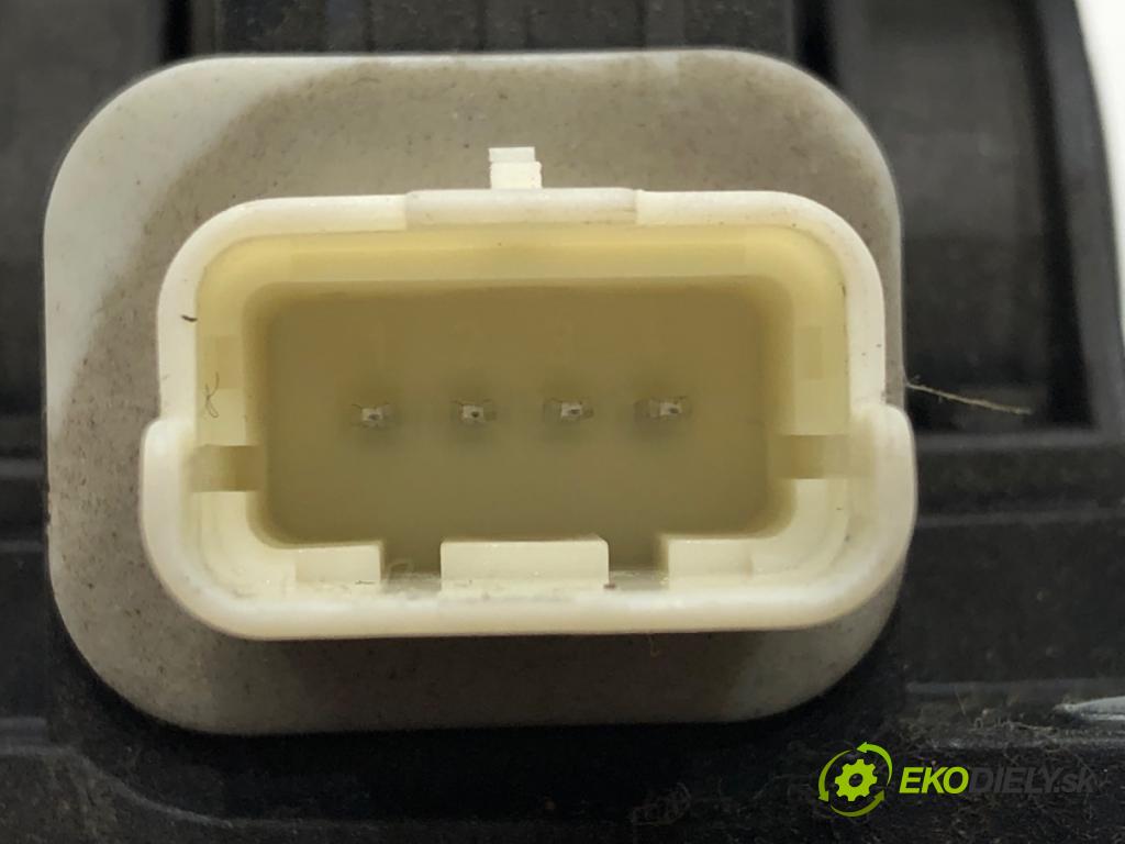 CITROEN C4 I (LC_) 2004 - 2014    1.4 16V 65 kW [88 KM] benzyna 2004 - 2011  Potenciometer plynu 0280755001 9650889180 (Pedále)