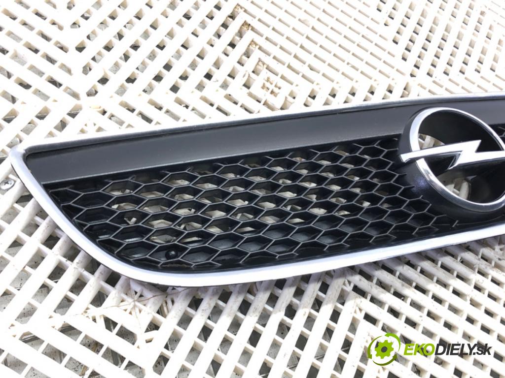 OPEL ZAFIRA A nadwozie wielkoprzestrzenne (MPV) (T98) 1999 - 2005    2.0 OPC (F75) 147 kW [200 KM] benzyna 2002 - 2005  mřížka maska 09270524 (Mřížky (masky) chladičů)