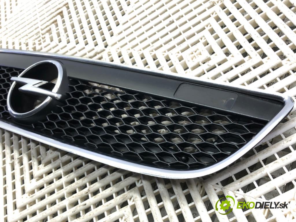 OPEL ZAFIRA A nadwozie wielkoprzestrzenne (MPV) (T98) 1999 - 2005    2.0 OPC (F75) 147 kW [200 KM] benzyna 2002 - 2005  mřížka maska 09270524 (Mřížky (masky) chladičů)