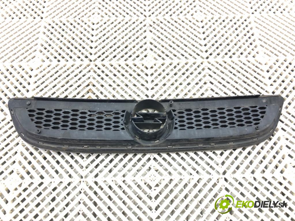 OPEL ZAFIRA A nadwozie wielkoprzestrzenne (MPV) (T98) 1999 - 2005    2.0 OPC (F75) 147 kW [200 KM] benzyna 2002 - 2005  mřížka maska 09270524 (Mřížky (masky) chladičů)